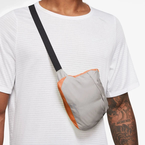 CHAQUETA PARA HOMBRE NIKE RUNNING WINDRUNNER FZ