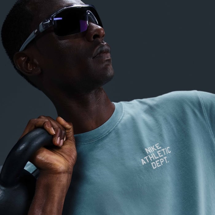 Nike Men's Max90 Fitness T-Shirt