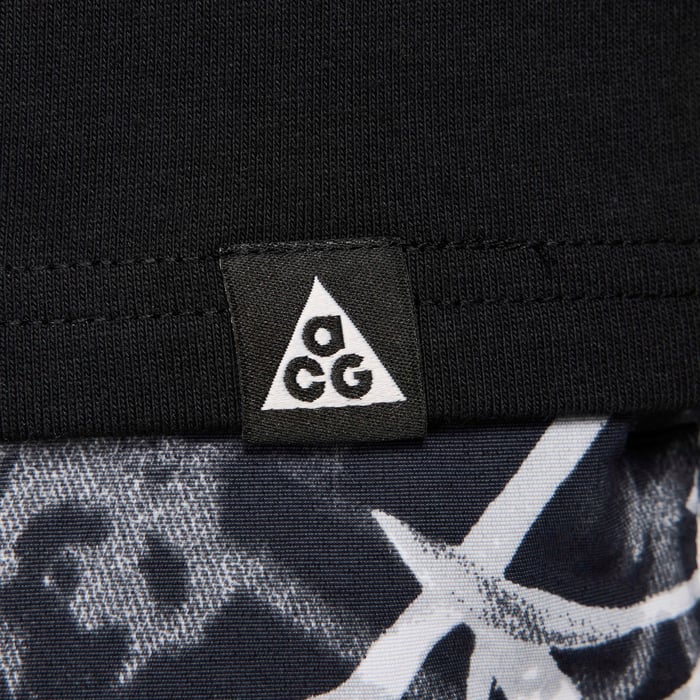 Sustainable Materials Nike ACG "Hike Snacks" Men's Dri-FIT T-Shirt