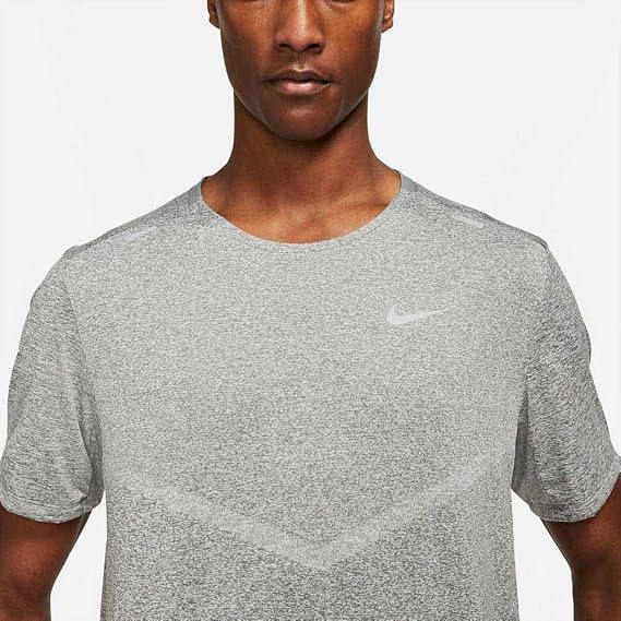 Nike Rise 365 Dri-FIT - Camiseta de running de manga corta para hombre (gris ahumado/jaspeado