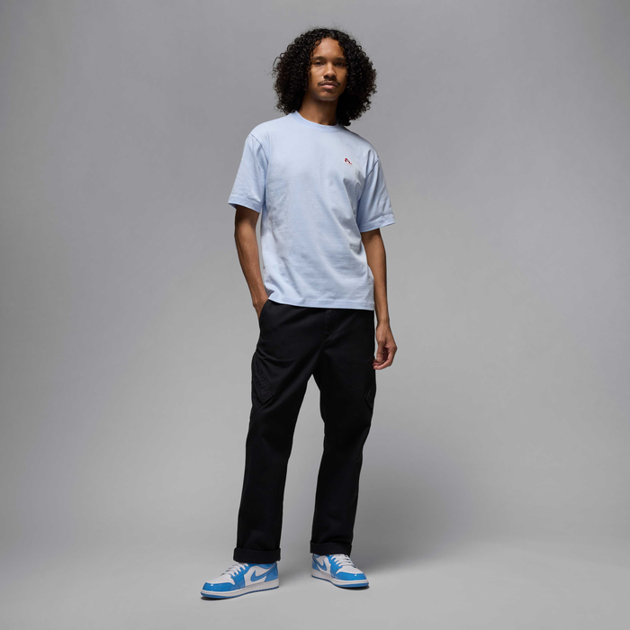 Jordan Brand Playera con parche de tenis para hombre