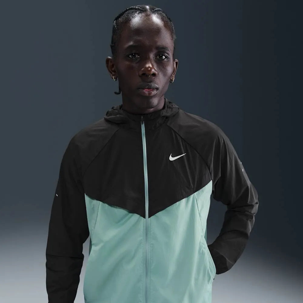 Nike Stride Chaqueta de correr para hombre Repel UV