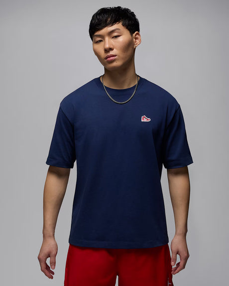 Jordan Brand Playera con parche de tenis para hombre