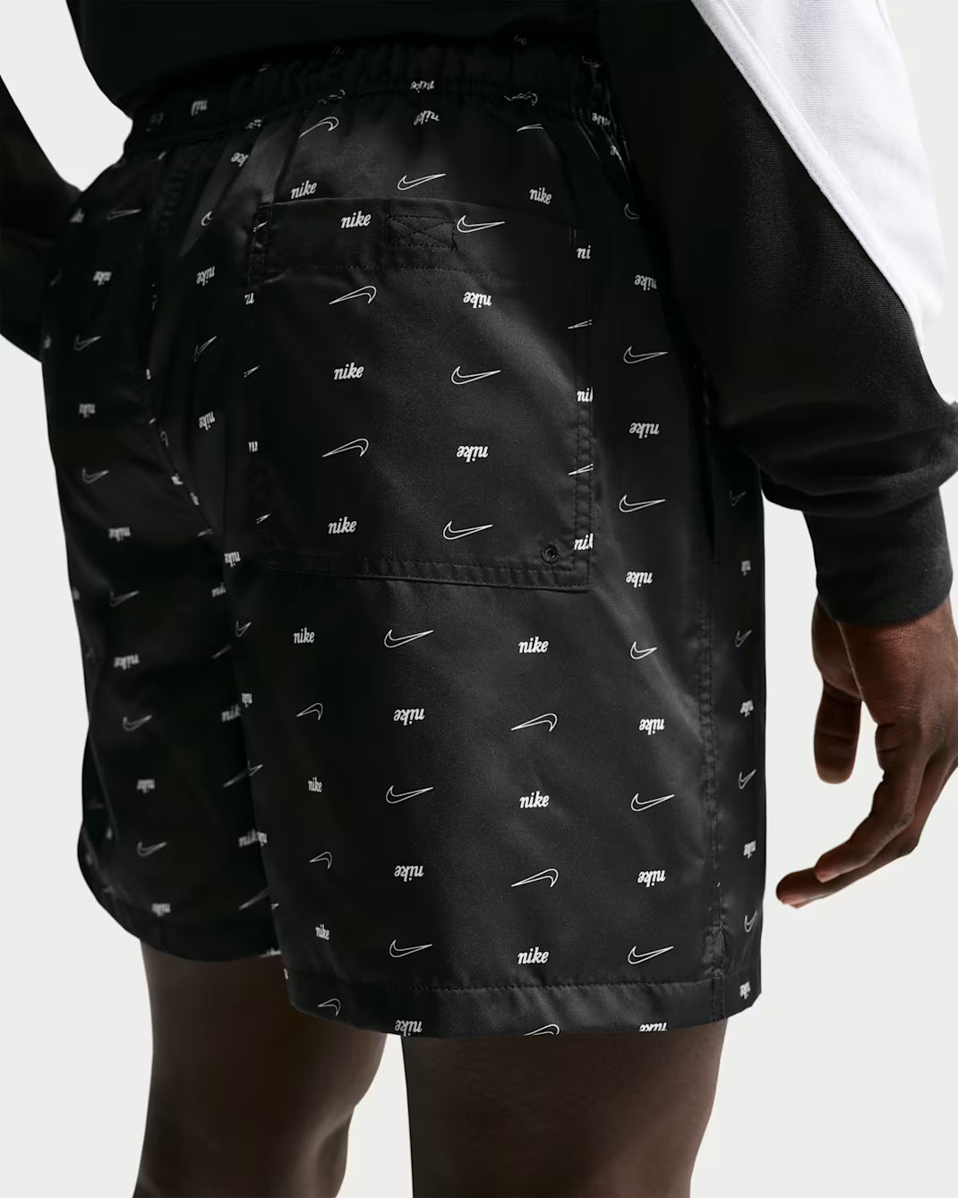 Materiales reciclados Club Deportivo Nike Shorts de tejido Woven Flow para hombre