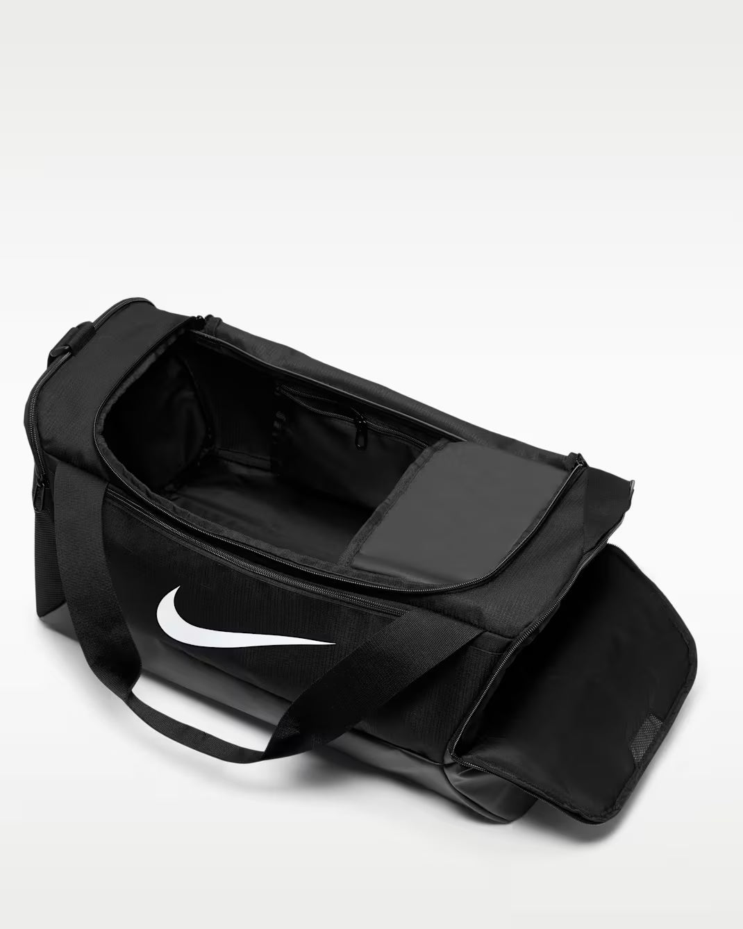 Materiales reciclados Nike Brasilia Maleta duffel de entrenamiento (pequeña, 41 L)