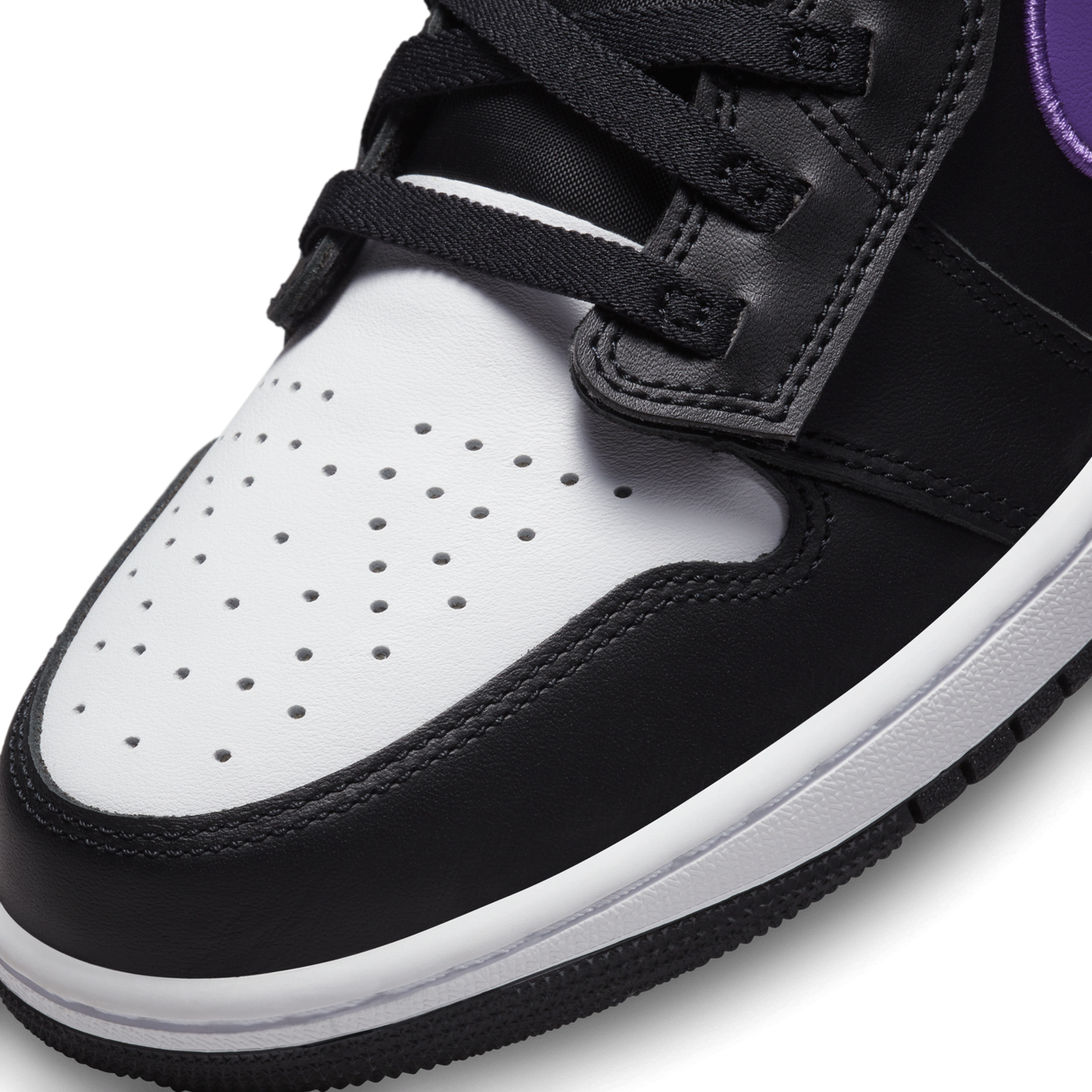 Air Jordan 1 Hi FlyEase