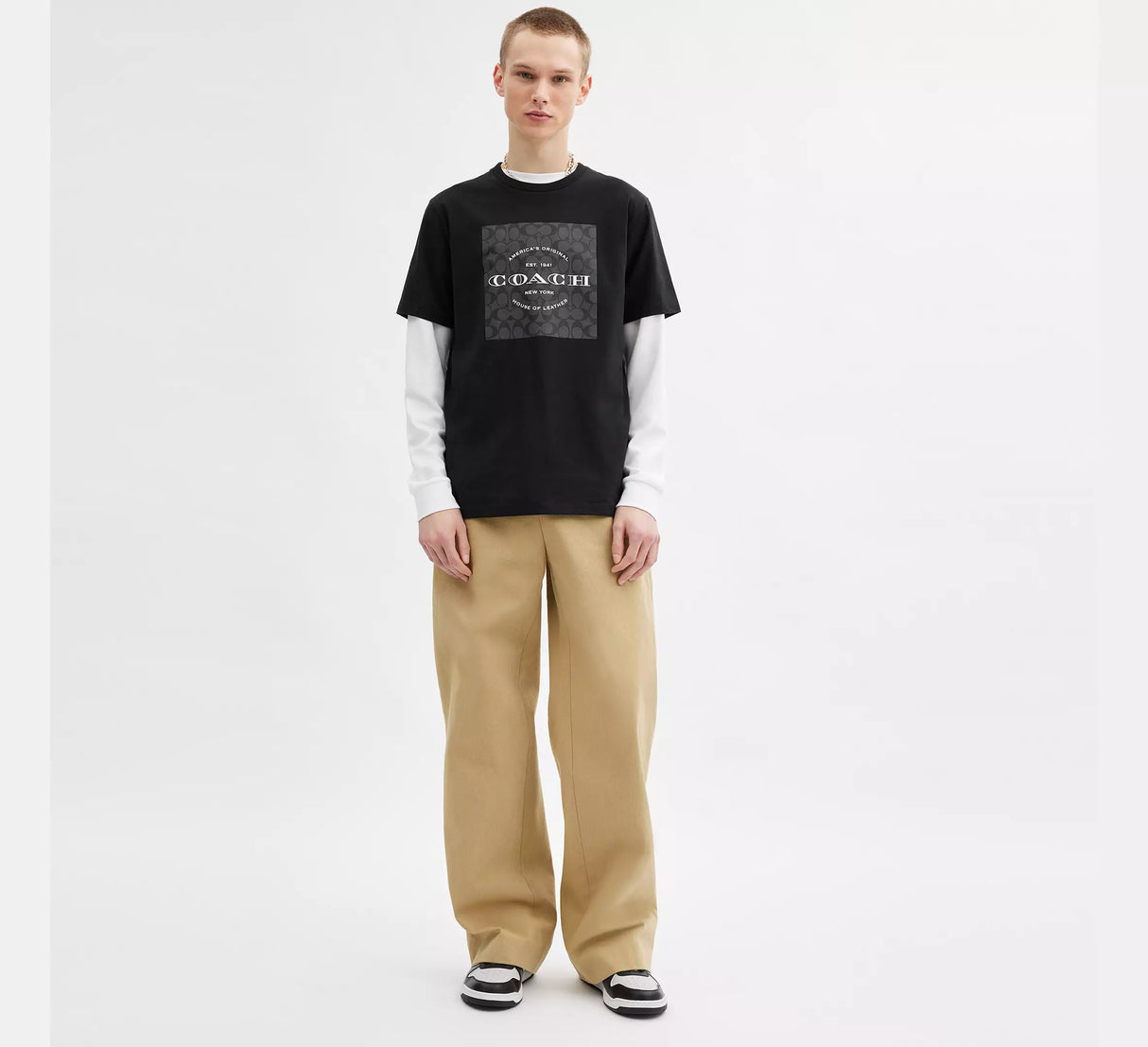 Camiseta de corte cuadrado de firma en algodón orgánico