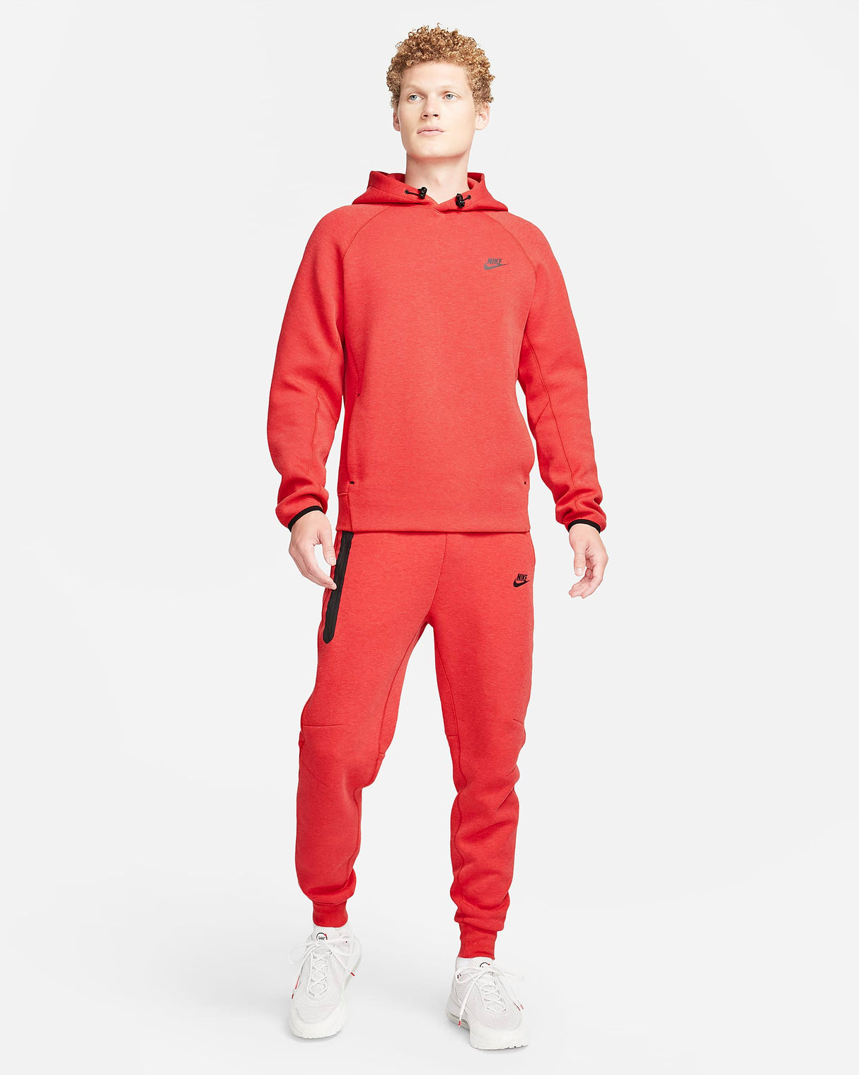Materiales Sostenibles Forro polar técnico Nike Sportswear Sudadera con capucha para hombre