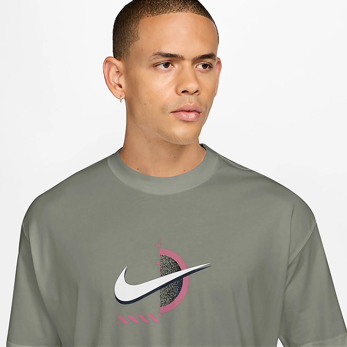 Camiseta Nike Club LSE OC para hombre