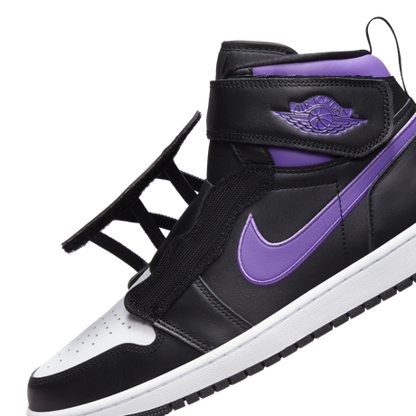 Air Jordan 1 Hi FlyEase