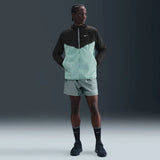 Nike Stride Chaqueta de correr para hombre Repel UV