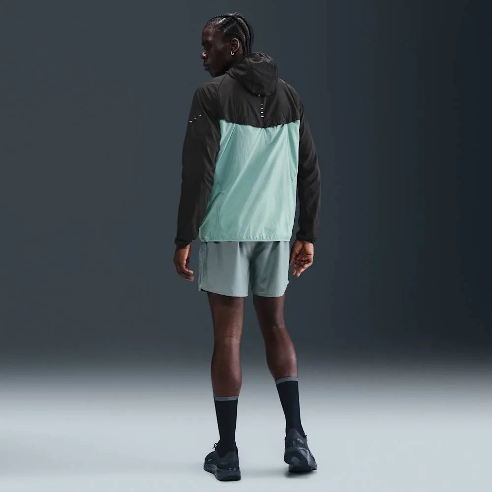 Nike Stride Chaqueta de correr para hombre Repel UV