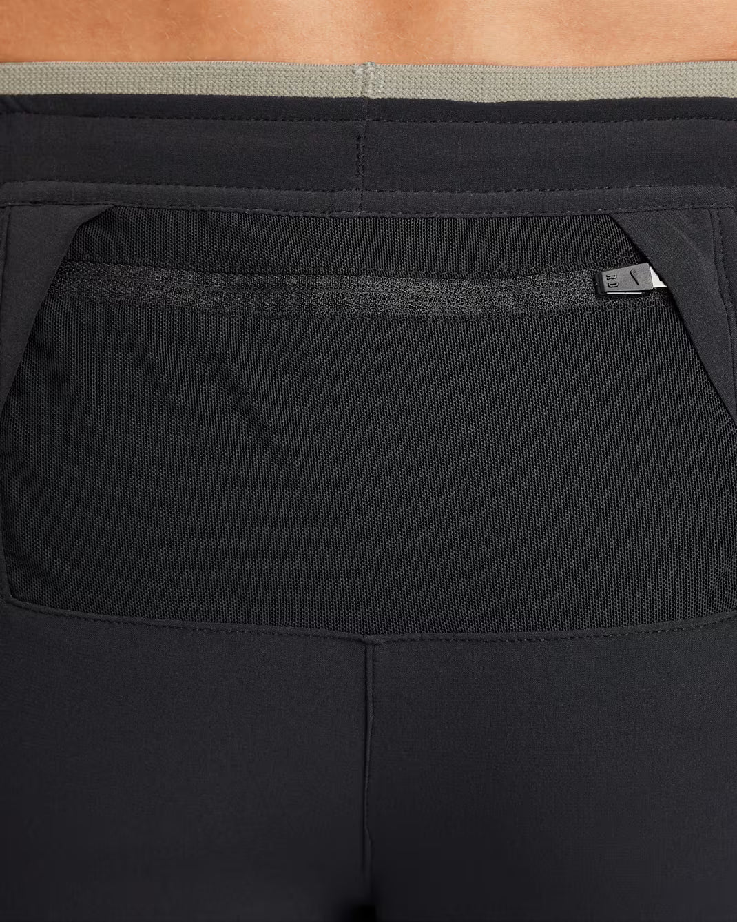 Materiales reciclados  Nike Phenom Running Division Pantalones de running Dri-FIT para hombre