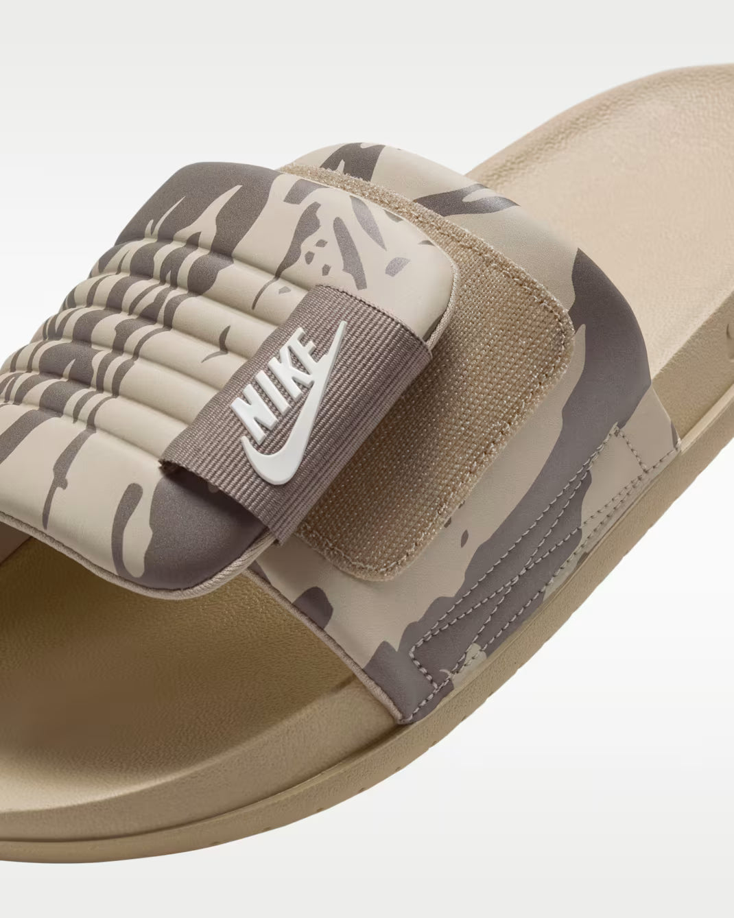 Ajuste de Nike Offcourt Sandalias para hombre