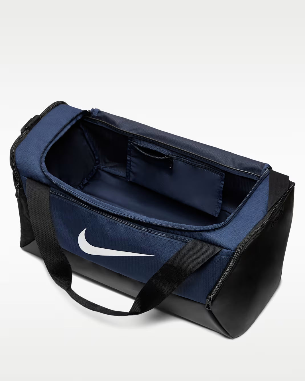 Materiales reciclados  Nike Brasilia Maleta duffel de entrenamiento (pequeña)