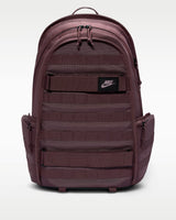 Materiales reciclados  Nike Sportswear RPM Mochila (26L)