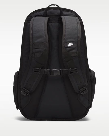 Materiales reciclados  Nike Sportswear RPM Mochila (26L)