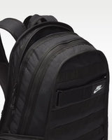 Materiales reciclados  Nike Sportswear RPM Mochila (26L)