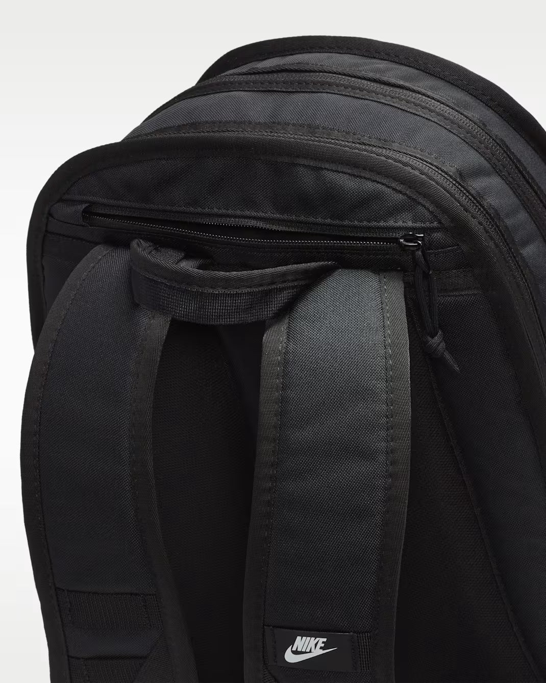 Materiales reciclados  Nike Sportswear RPM Mochila (26L)