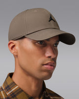 Materiales reciclados  Jordan Rise Gorra con estructura con Jumpman metálico