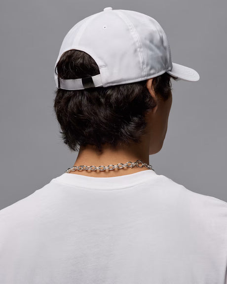 Materiales reciclados  Jordan Rise Gorra con estructura con Jumpman metálico