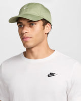 Gorra nike club