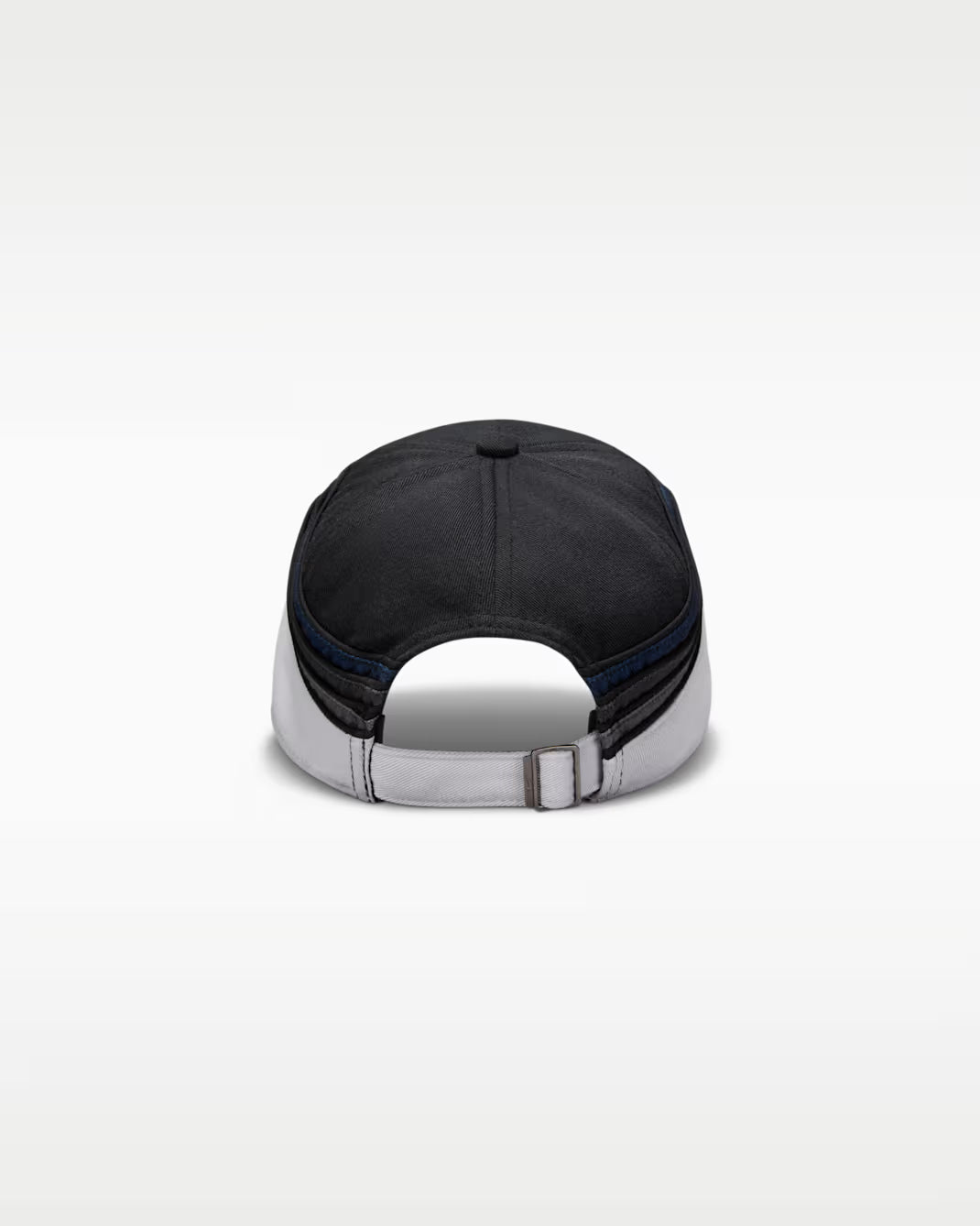 Materiales reciclados  Nike Club Gorra Air Max sin estructura
