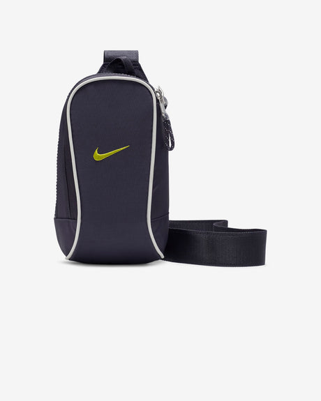 Materiales sustentables Nike Sportswear Essentials Bolsa bandolera (1 L)